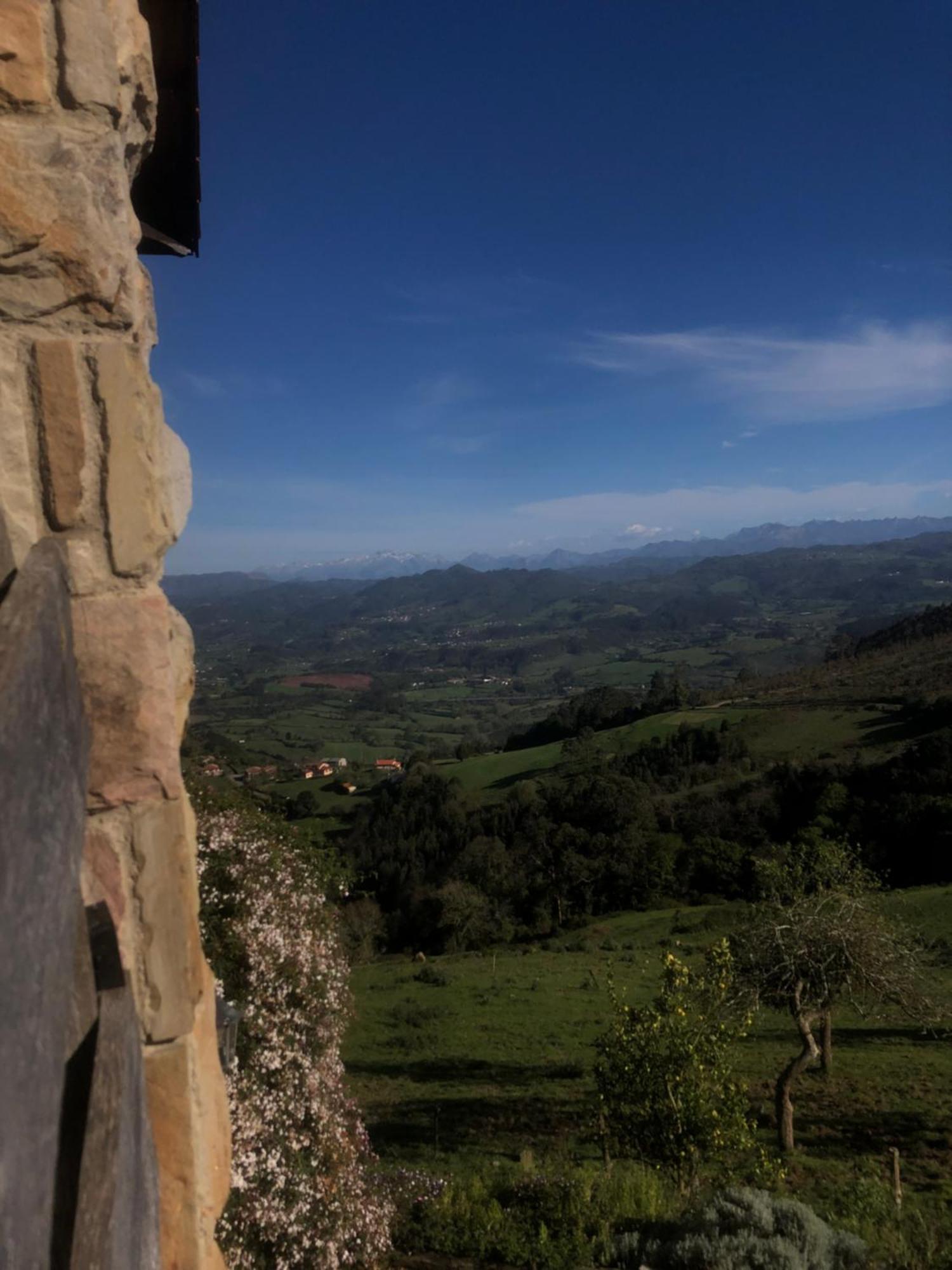 Alojamientos Rurales Pena Crespa Tresvilla Exteriör bild